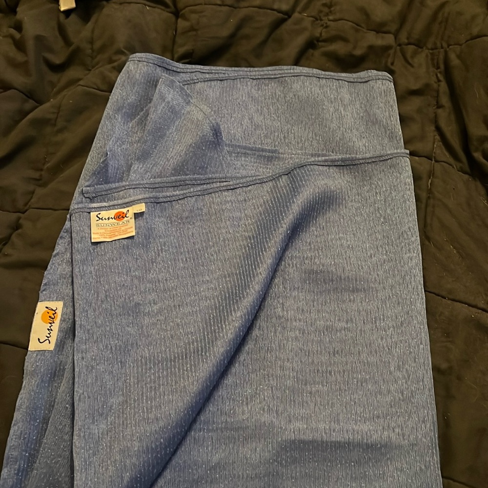 Sunveil throw